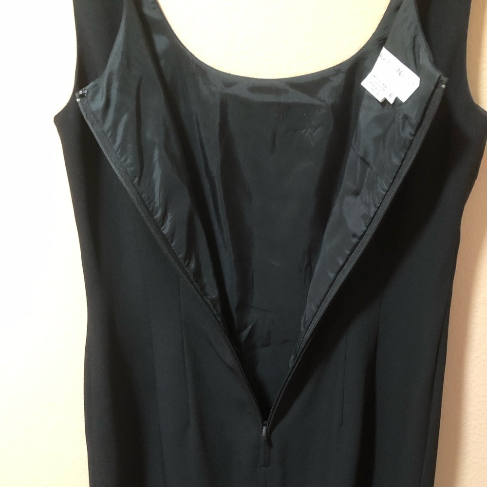 Sheath Dress - Picture 3 of 4